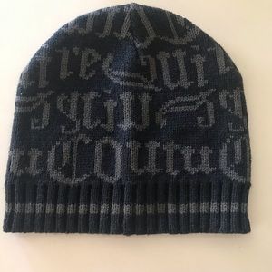 JUICY COUTURE CAP PREOWNED LIKE NEW